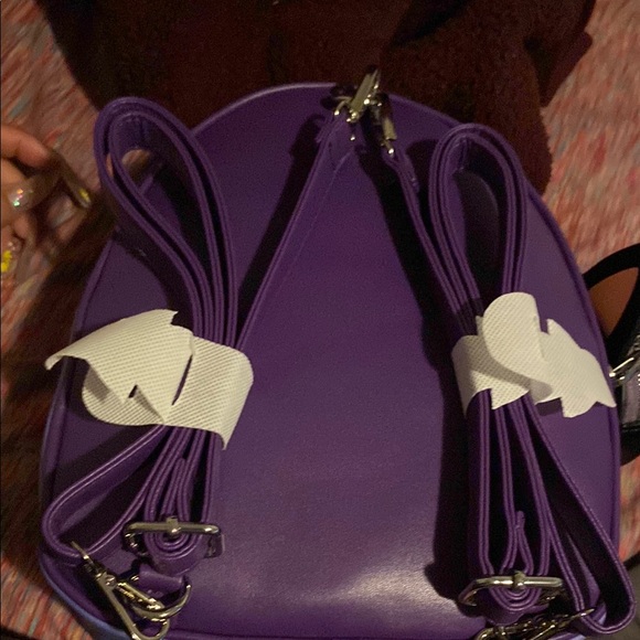 Hocus Pocus Purple Backpack with Cat Coin Purse - Picture 6 of 10